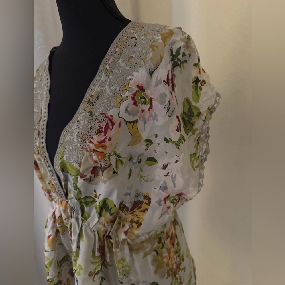 Johnny Was Silk Boho Floral Tunic Top S Crochet Lace V Neck Blouse - Picture 4 of 10